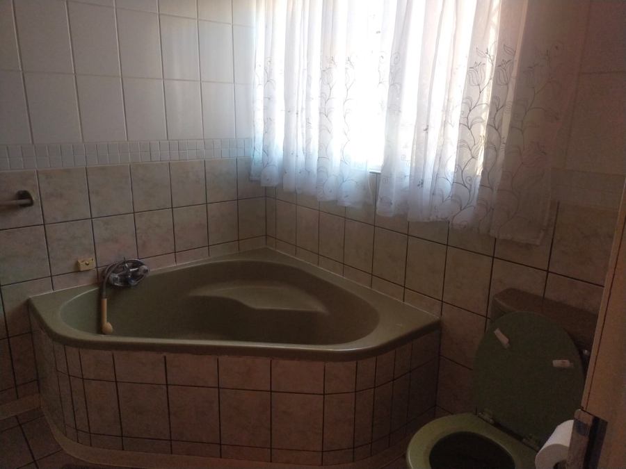 5 Bedroom Property for Sale in Kathu Northern Cape